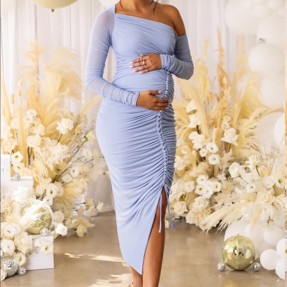 Maternity Dress-perfect for babyshower or photoshoot